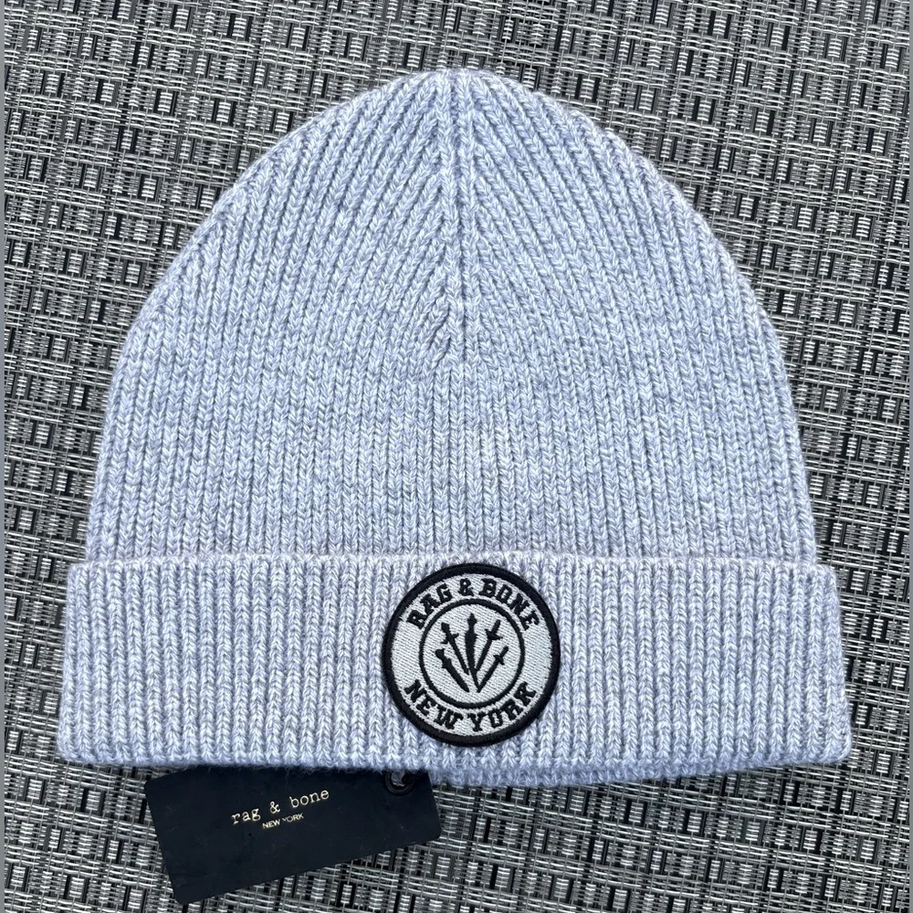 ❌SOLD❌ BNWT - RAG & BONE Ribbed Wool Beanie Grey Melange - Picture 1 of 8